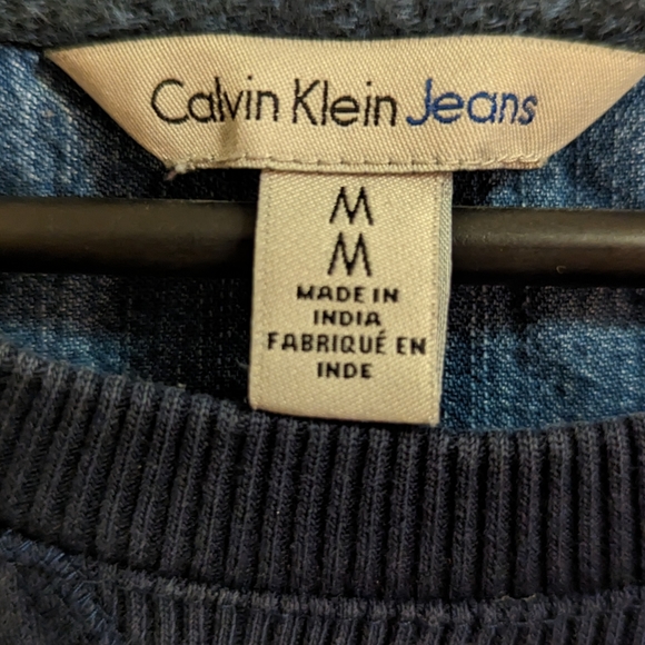 Men's Vintage Calvin Klein oversized crew neck sweater - Picture 2 of 3